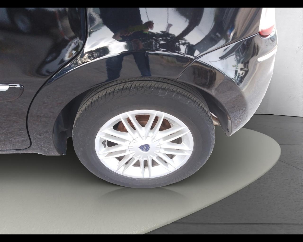 LANCIA Musa 2ª serie - Musa 1.3 Multijet 16V 70 CV Argento