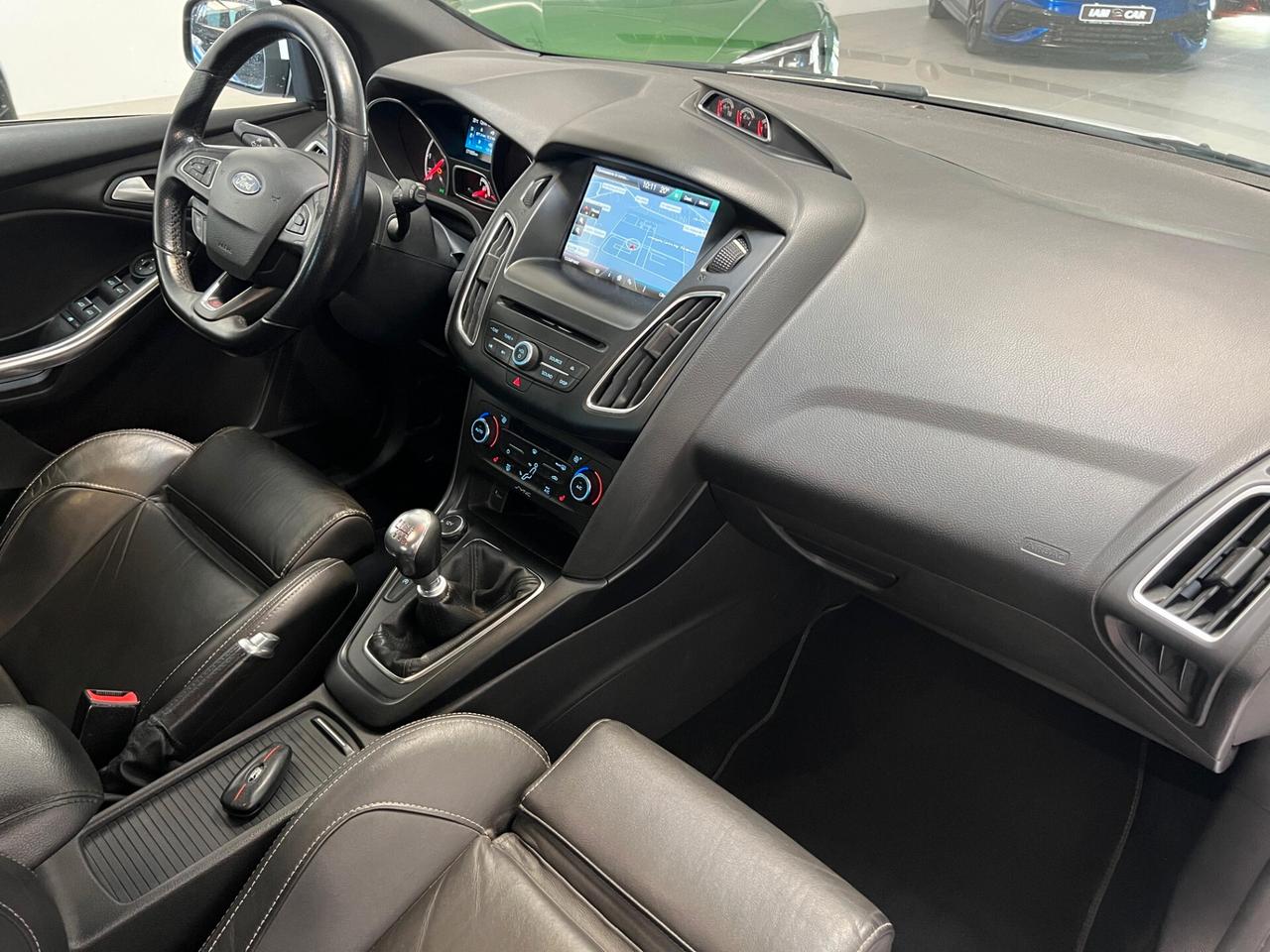 FORD FOCUS ST 2.0 TDI 185 CV – FULL OPTIONAL – RECARO – XENO – CAMERA