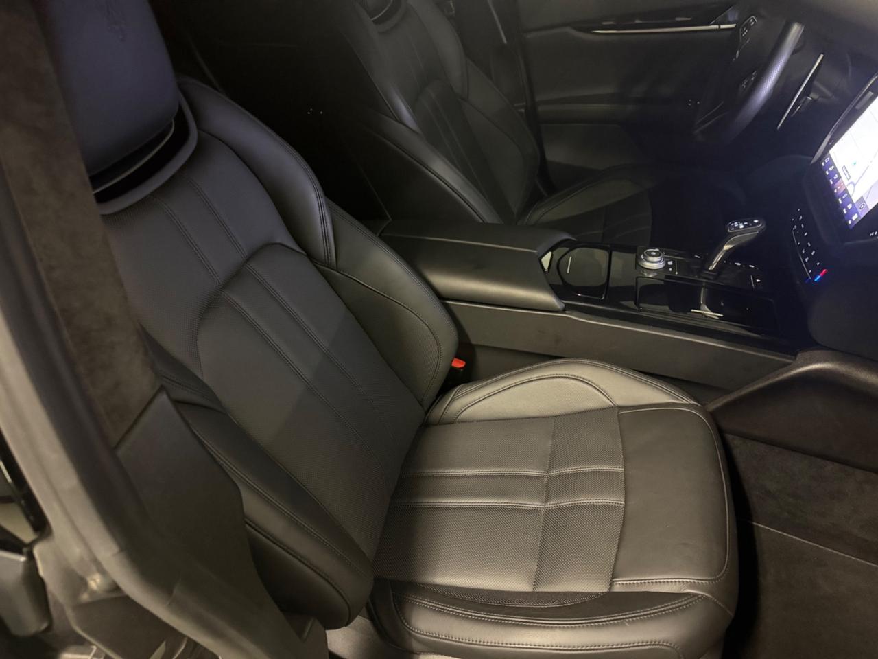 Maserati Ghibli V6 Modena