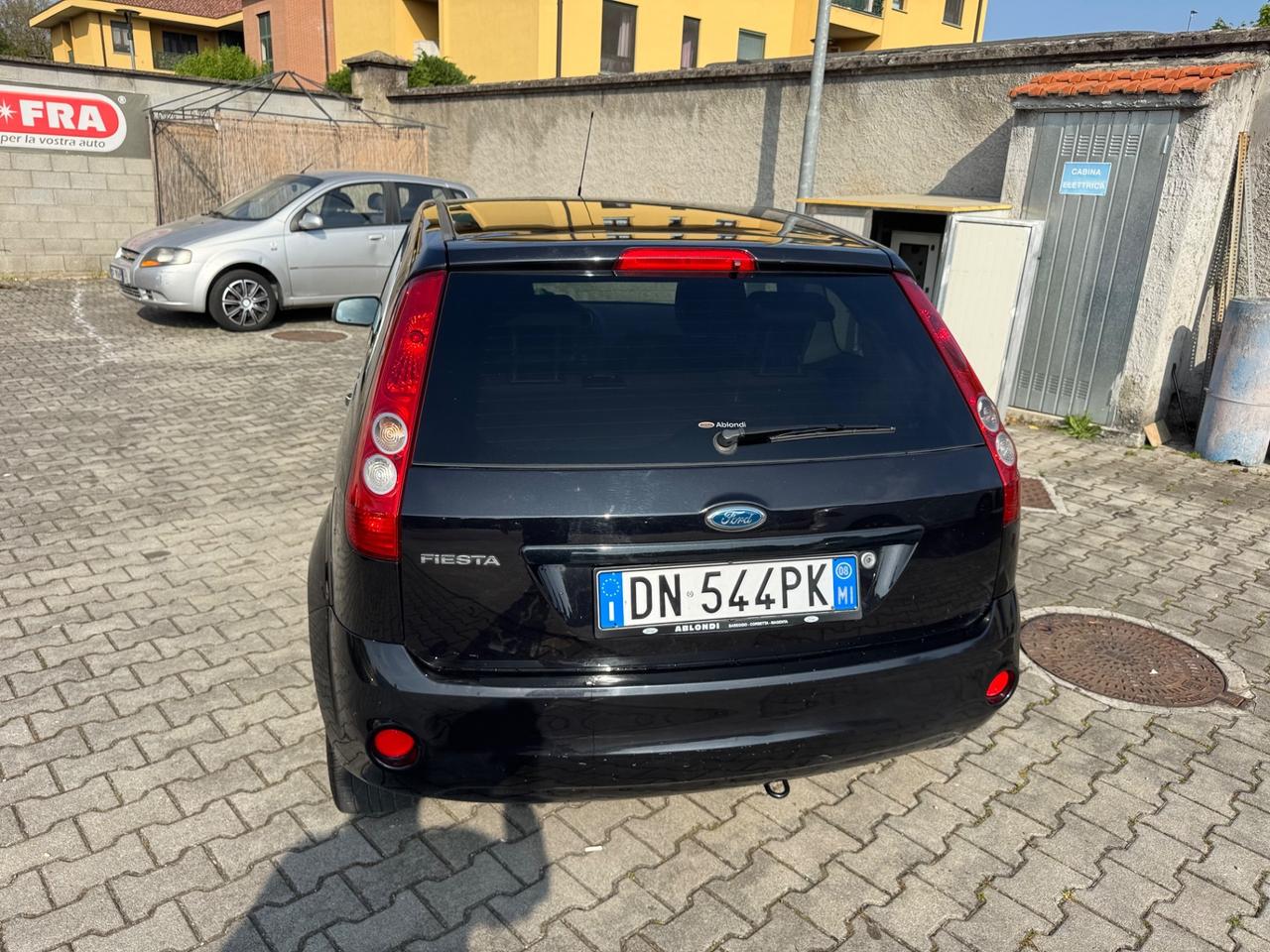 Ford Fiesta 1.2 16V 3p. neopatentati