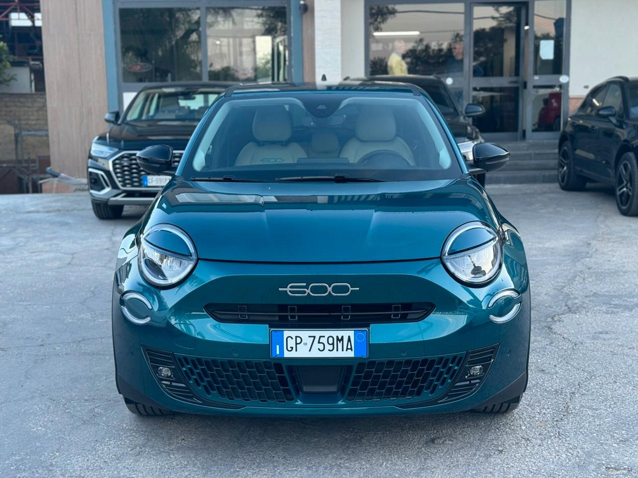 Fiat 600 600e La Prima