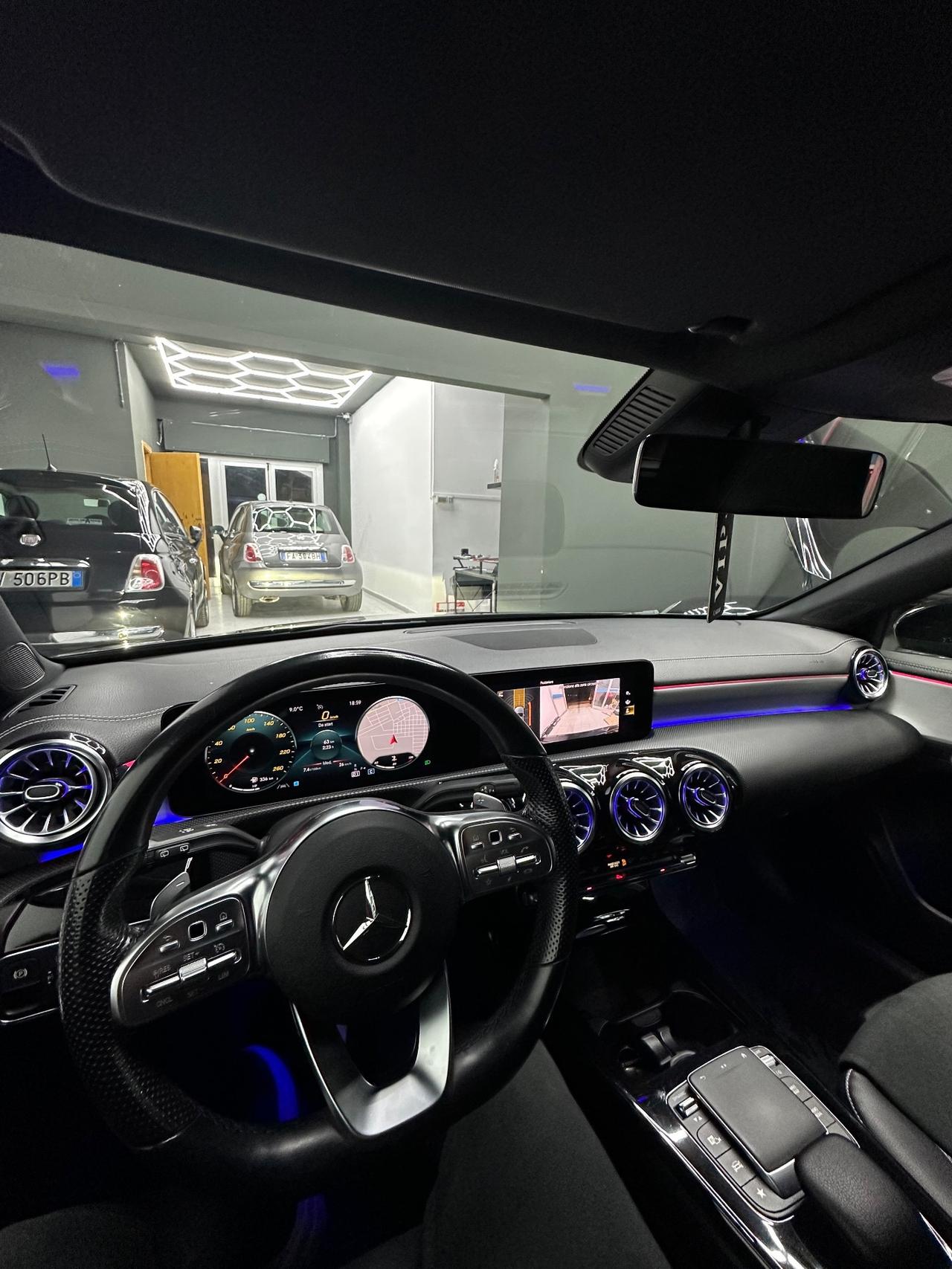 Mercedes-benz A 180 d Premium