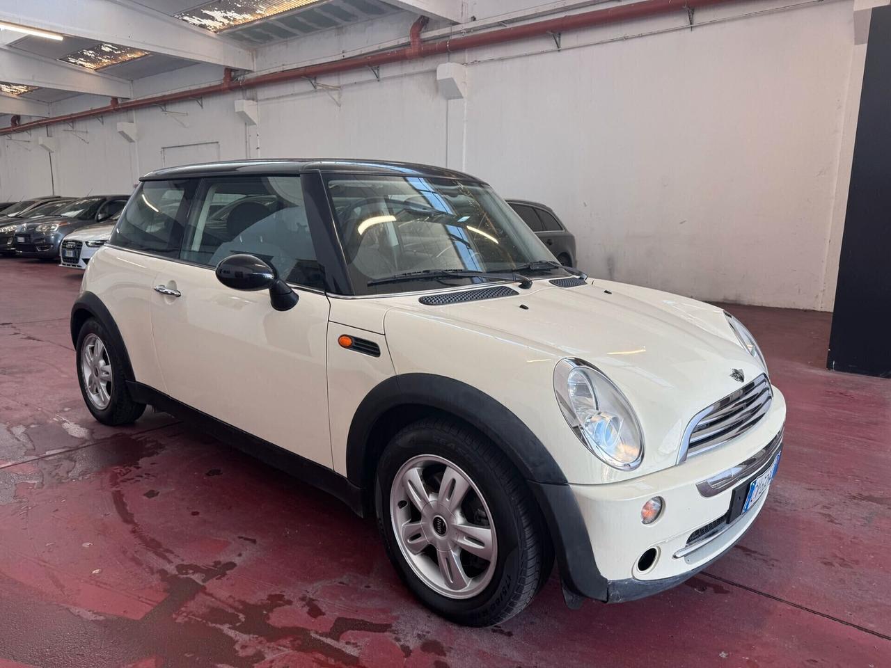 Mini Mini 1.6 16V One de luxe BENZINA NEOPAT