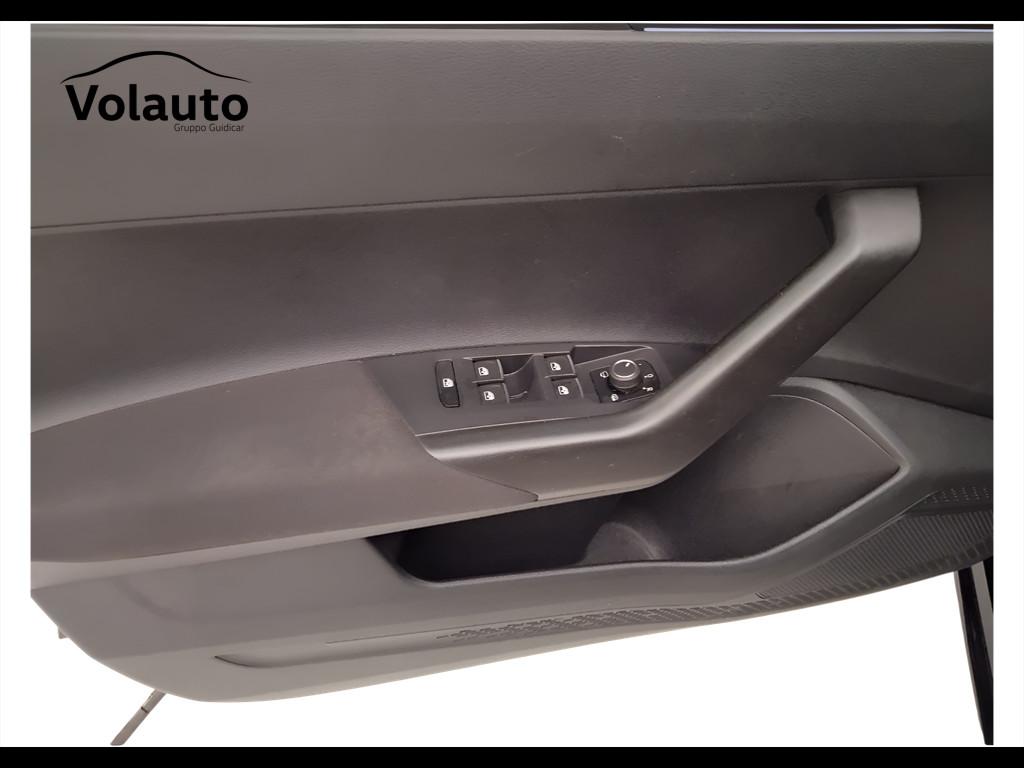 VOLKSWAGEN Taigo - Taigo 1.0 tsi R-Line 110cv