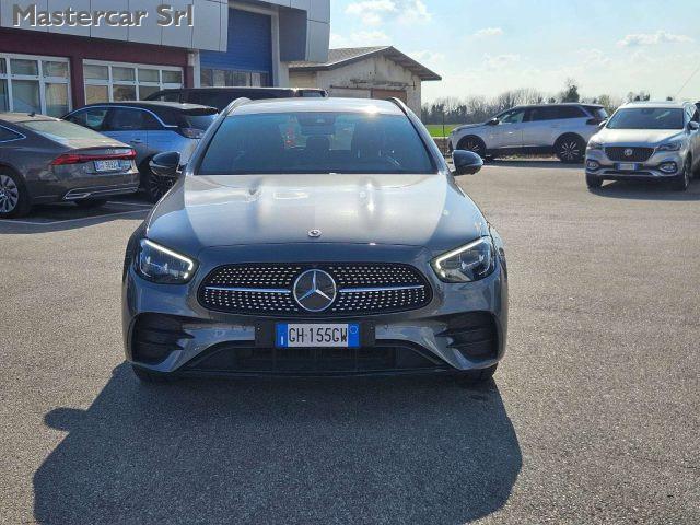 MERCEDES-BENZ E 300 de 4MATIC EQ-POWER Premium - GH155GW