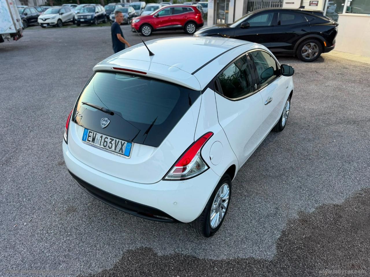 LANCIA Ypsilon 0.9 T.Air 85CV 5p. Met.Ec. Gold