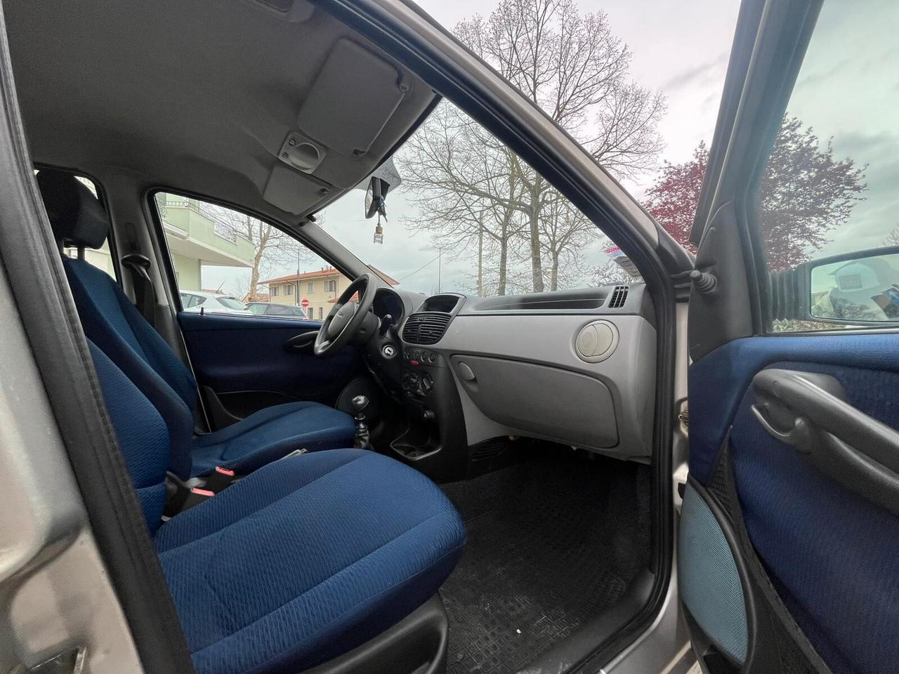 Fiat Punto 1.2i cat 5 porte ELX