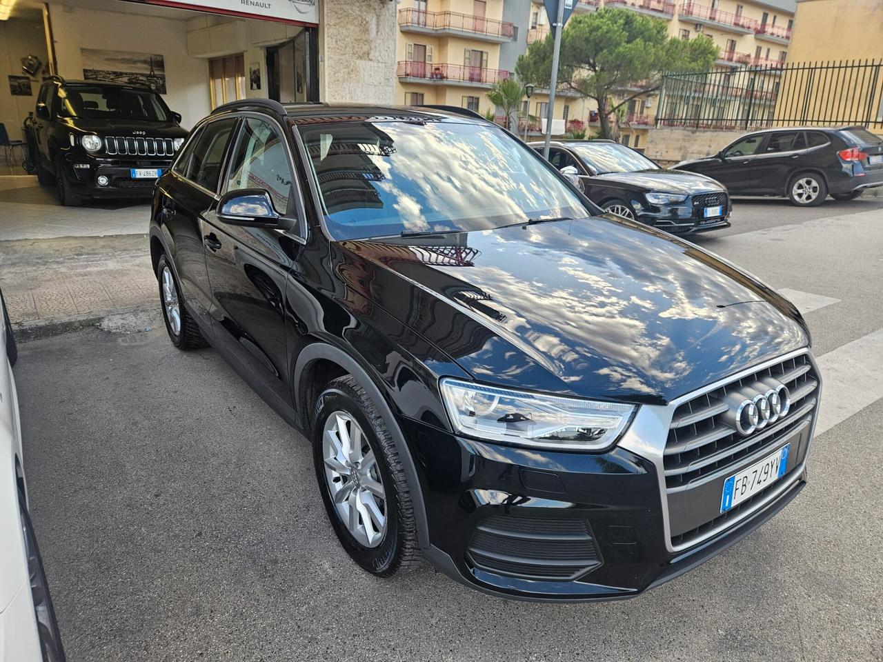 Audi Q3 2.0 TDI 120cv 88kw FULLOPTIONAL