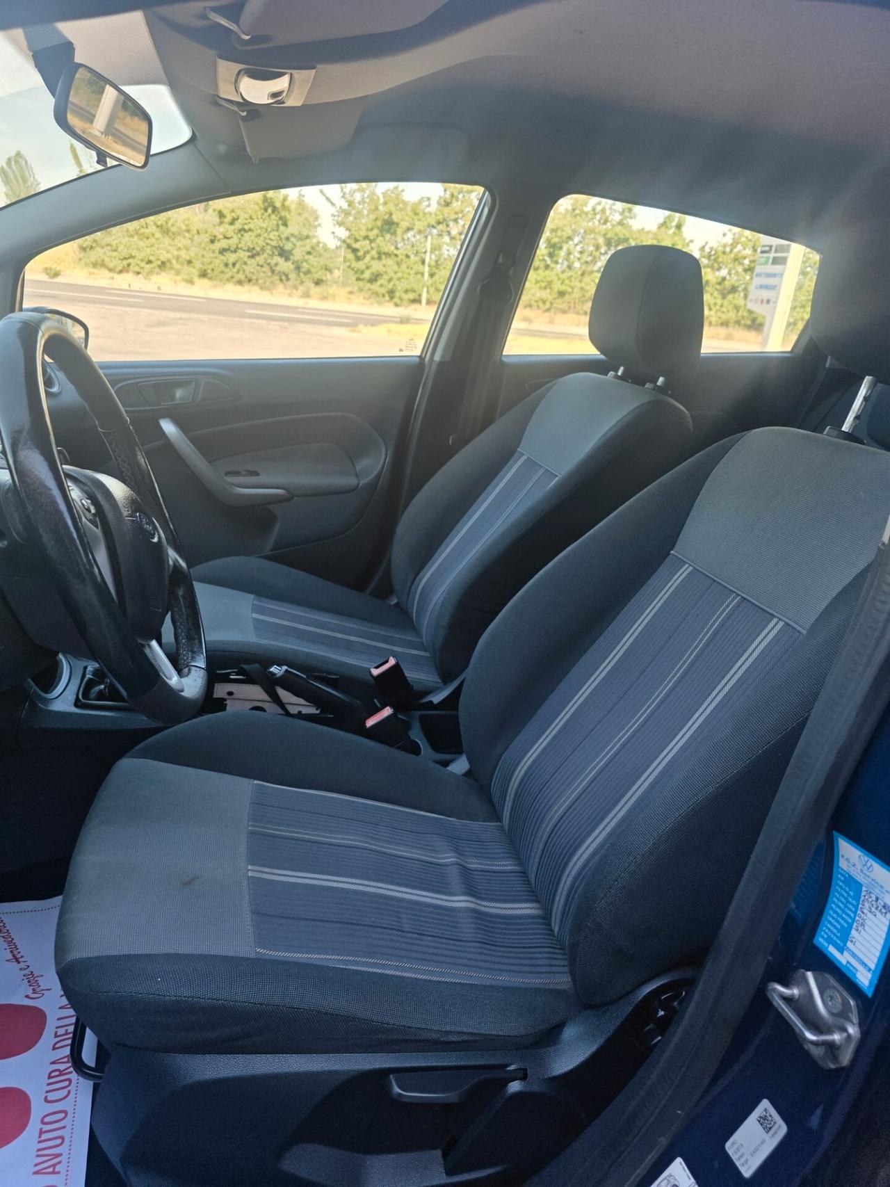 Ford Fiesta 1.4 5 porte Bz.- GPL Titanium