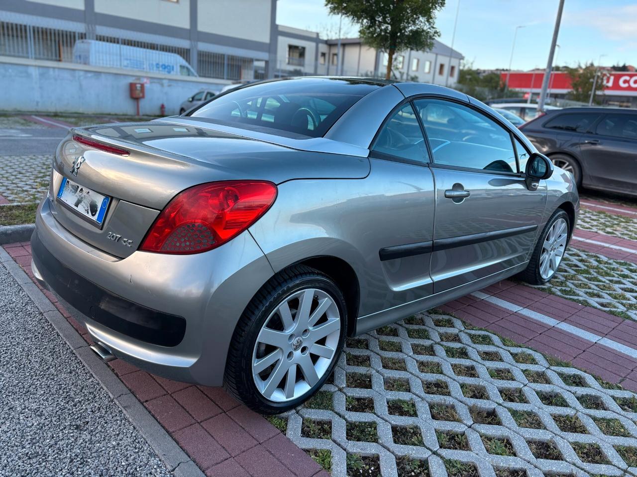 Peugeot 207 1.6 HDi 110CV CABRIO OK NEOPATENTATI