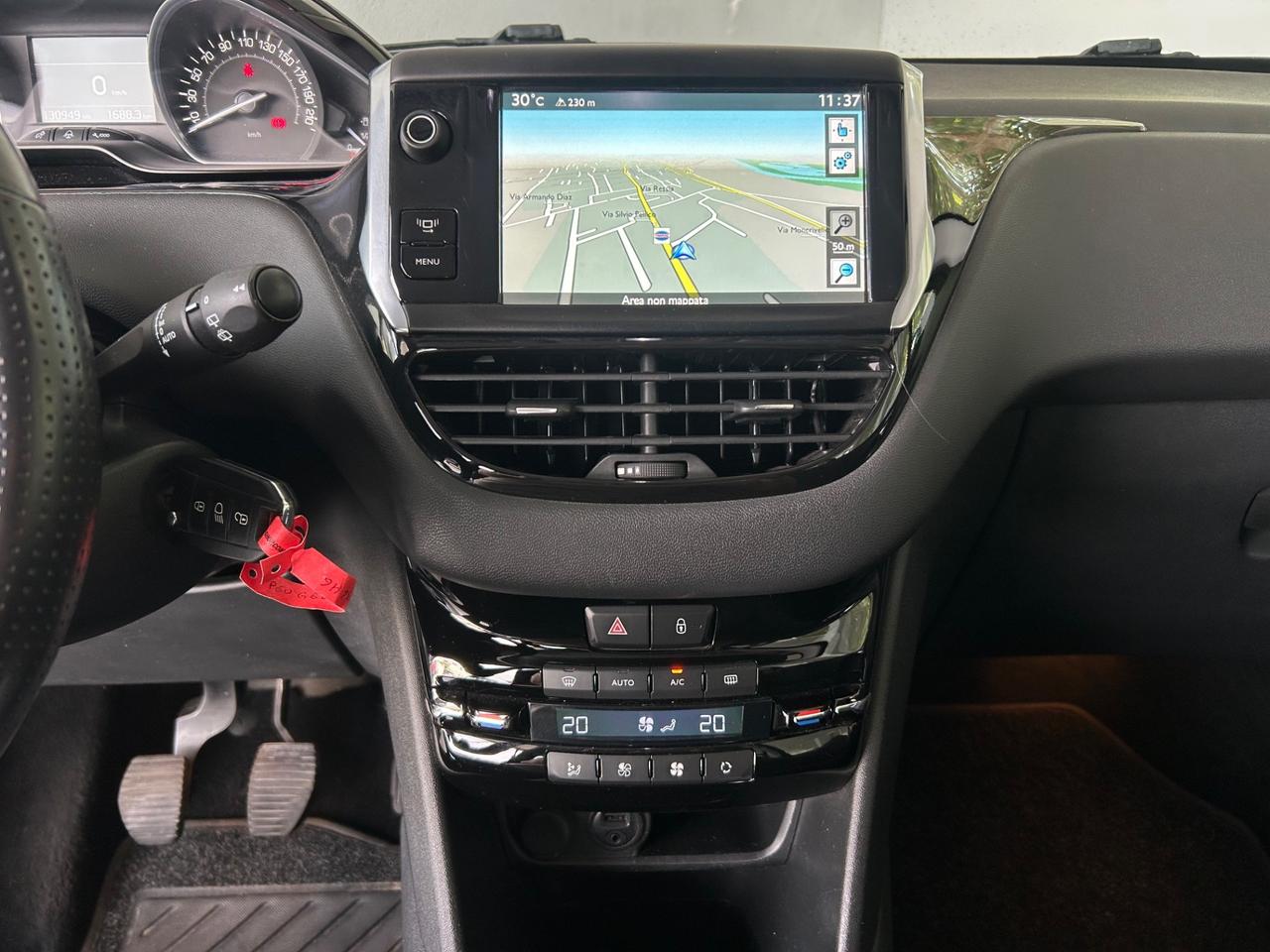 Peugeot 208 1.2 VTi 82 CV 3 porte Allure