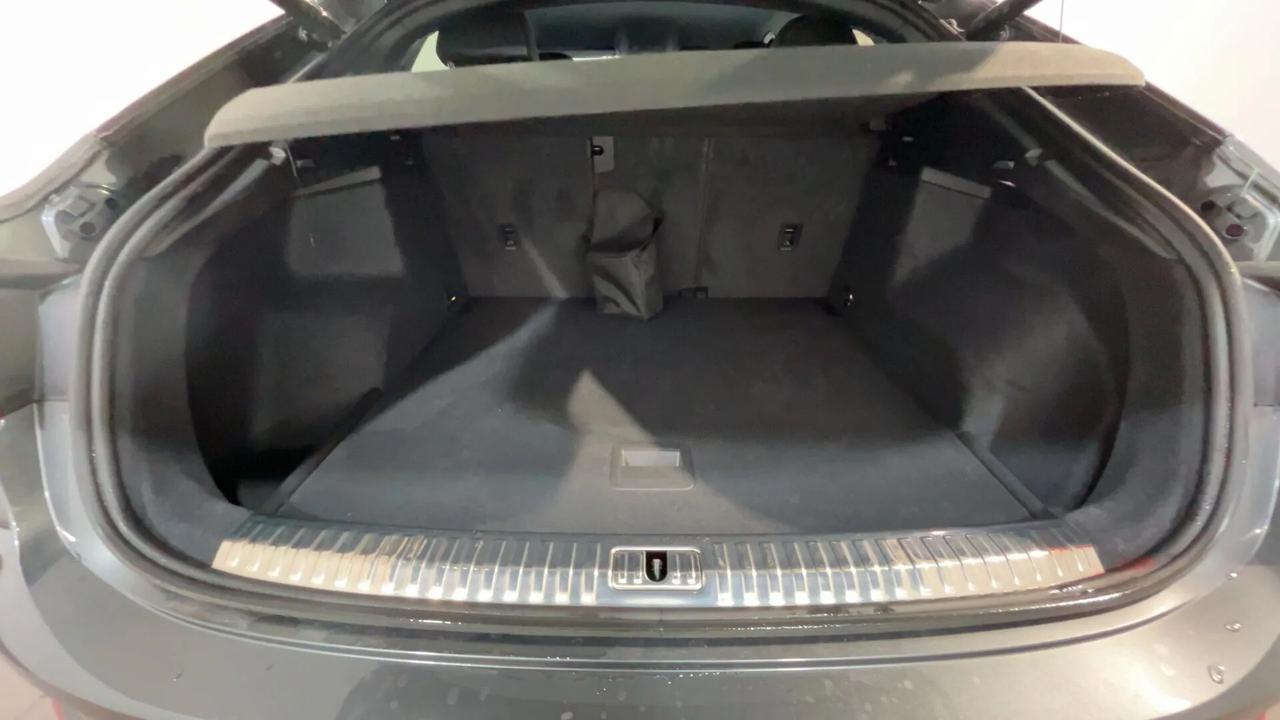 Audi Q3 SPB 35 TDI S tronic Identity Black