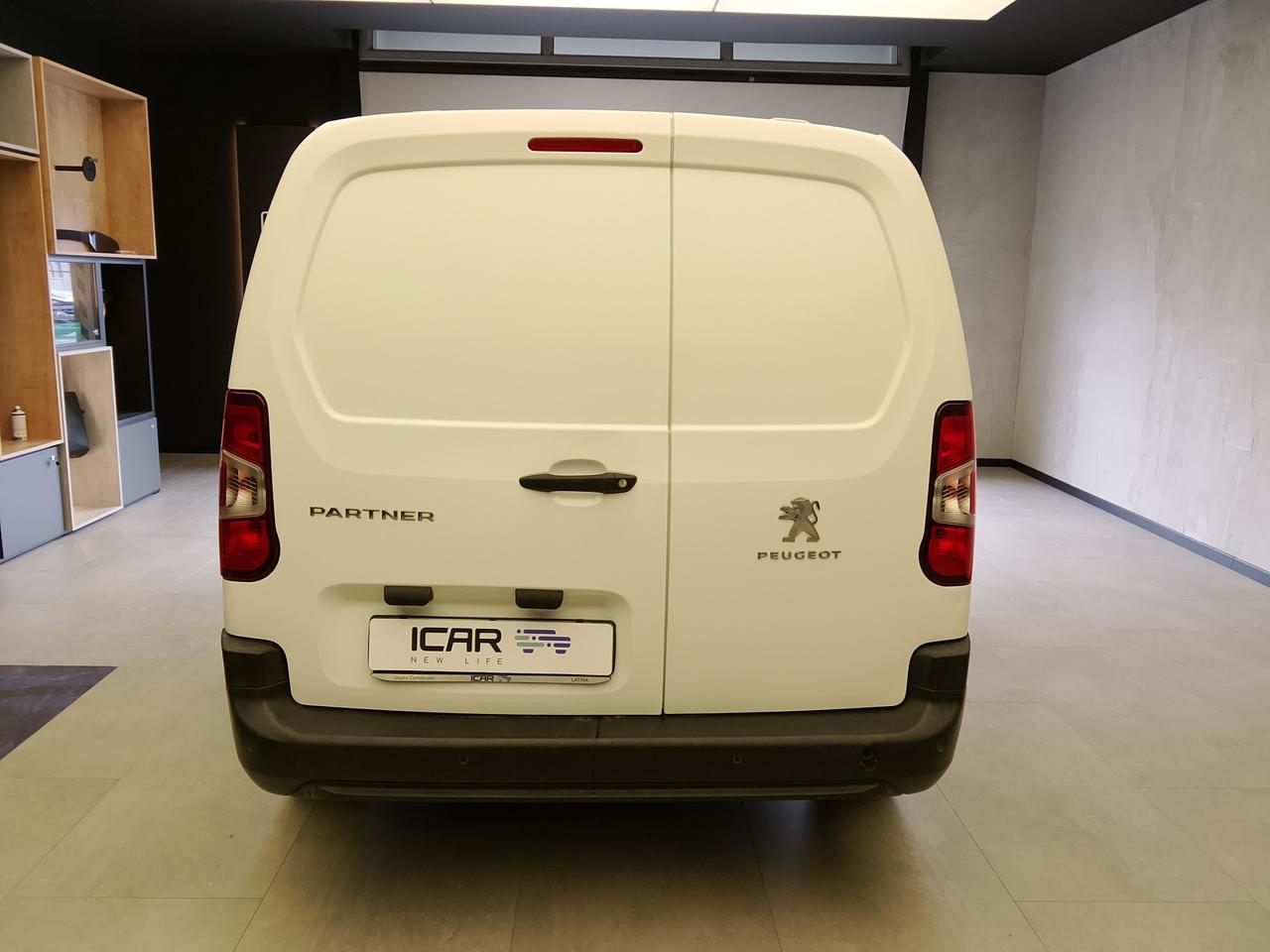 PEUGEOT Partner 2018 - Partner 1.5 bluehdi 100cv L2 Grip E6d