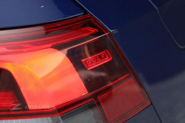 VOLKSWAGEN Golf 1.0 eTSI EVO DSG Life