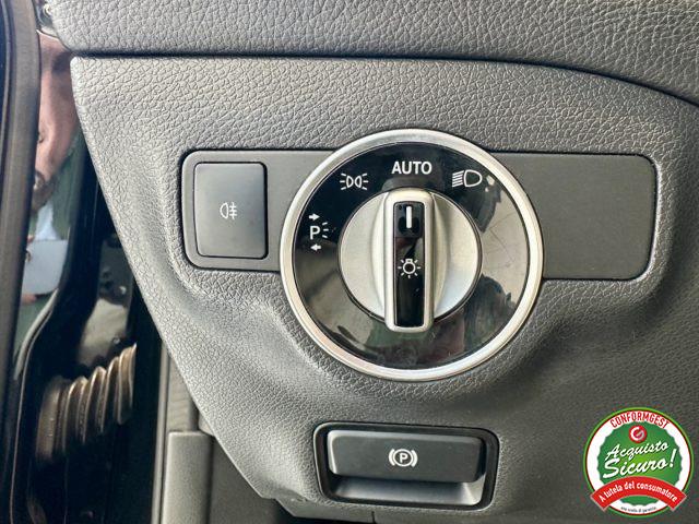 MERCEDES-BENZ GLA 200 Automatic Premium *TETTO*