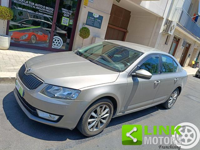 SKODA Octavia 1.6 TDI CR 105 CV Elegance NEOPATENTATI