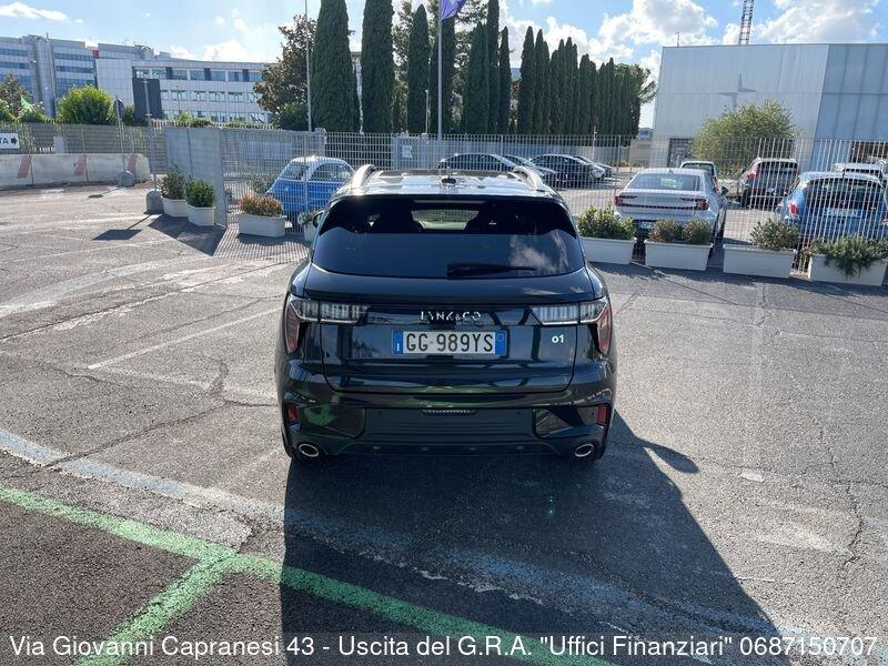 Lynk & Co 01 01 PHEV