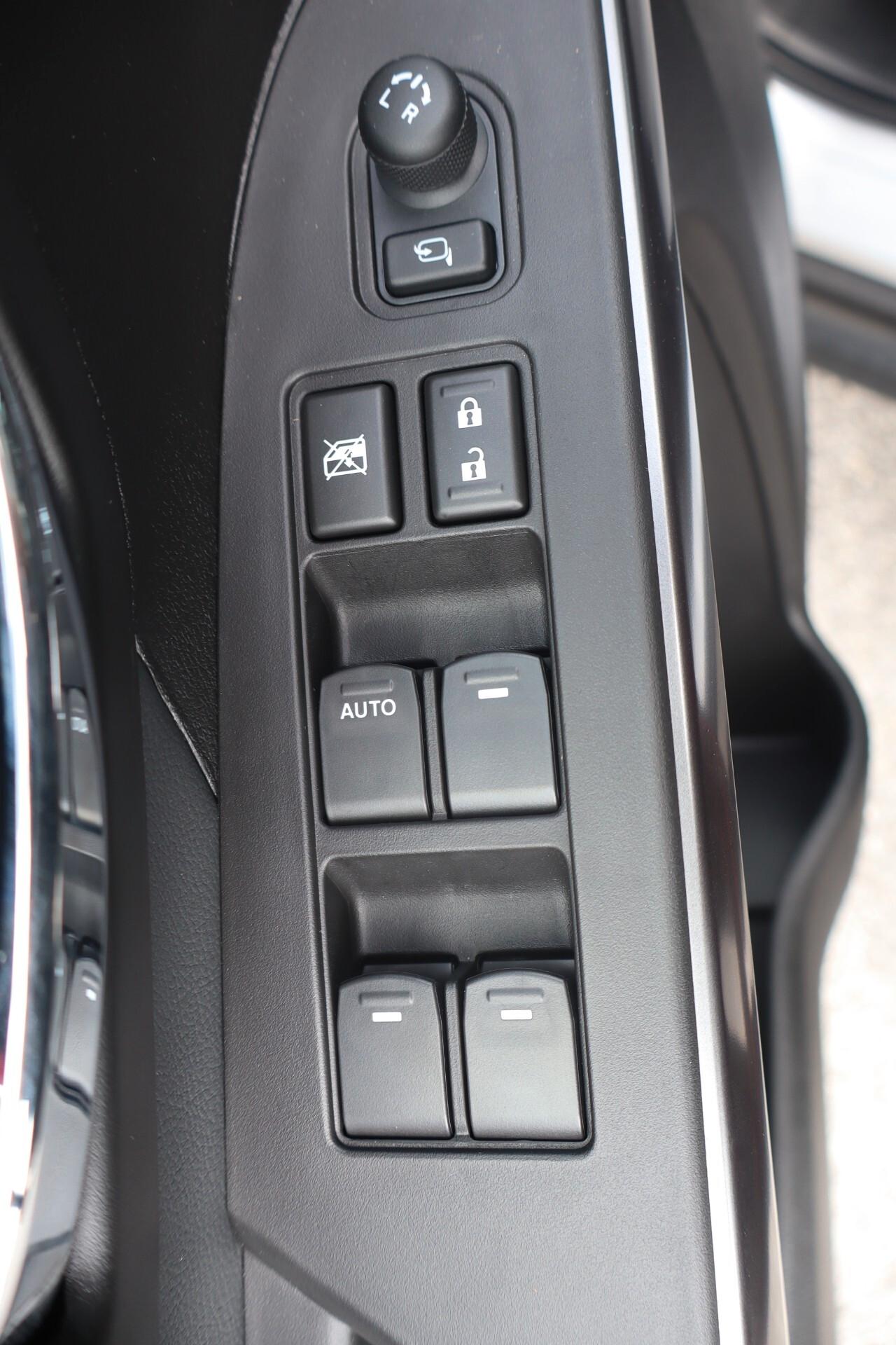 Suzuki S-Cross 1.4 Hybrid A/T Starview