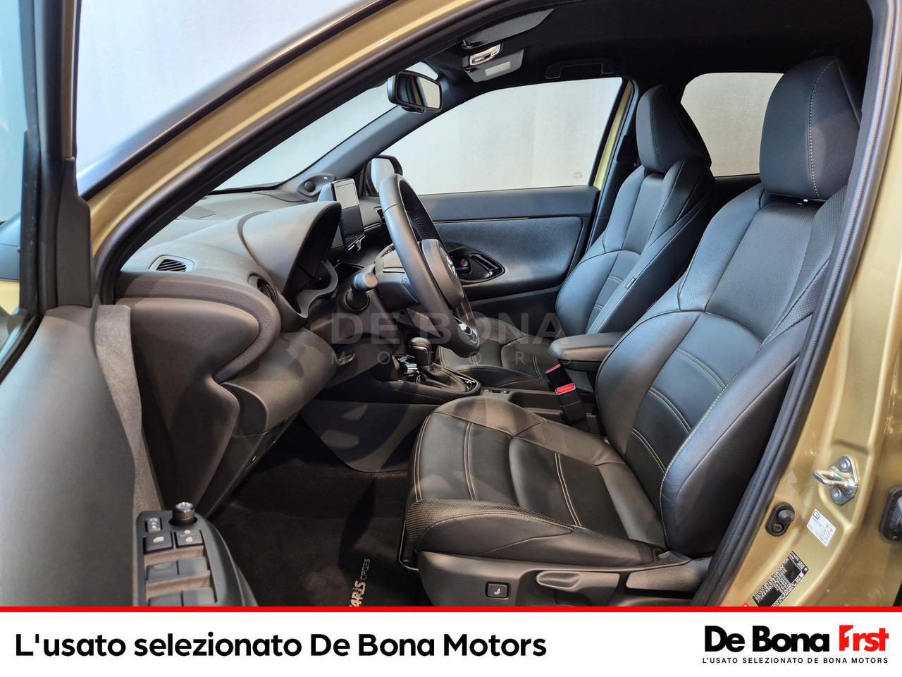Toyota Yaris cross 1.5h premiere fwd 116cv e-cvt