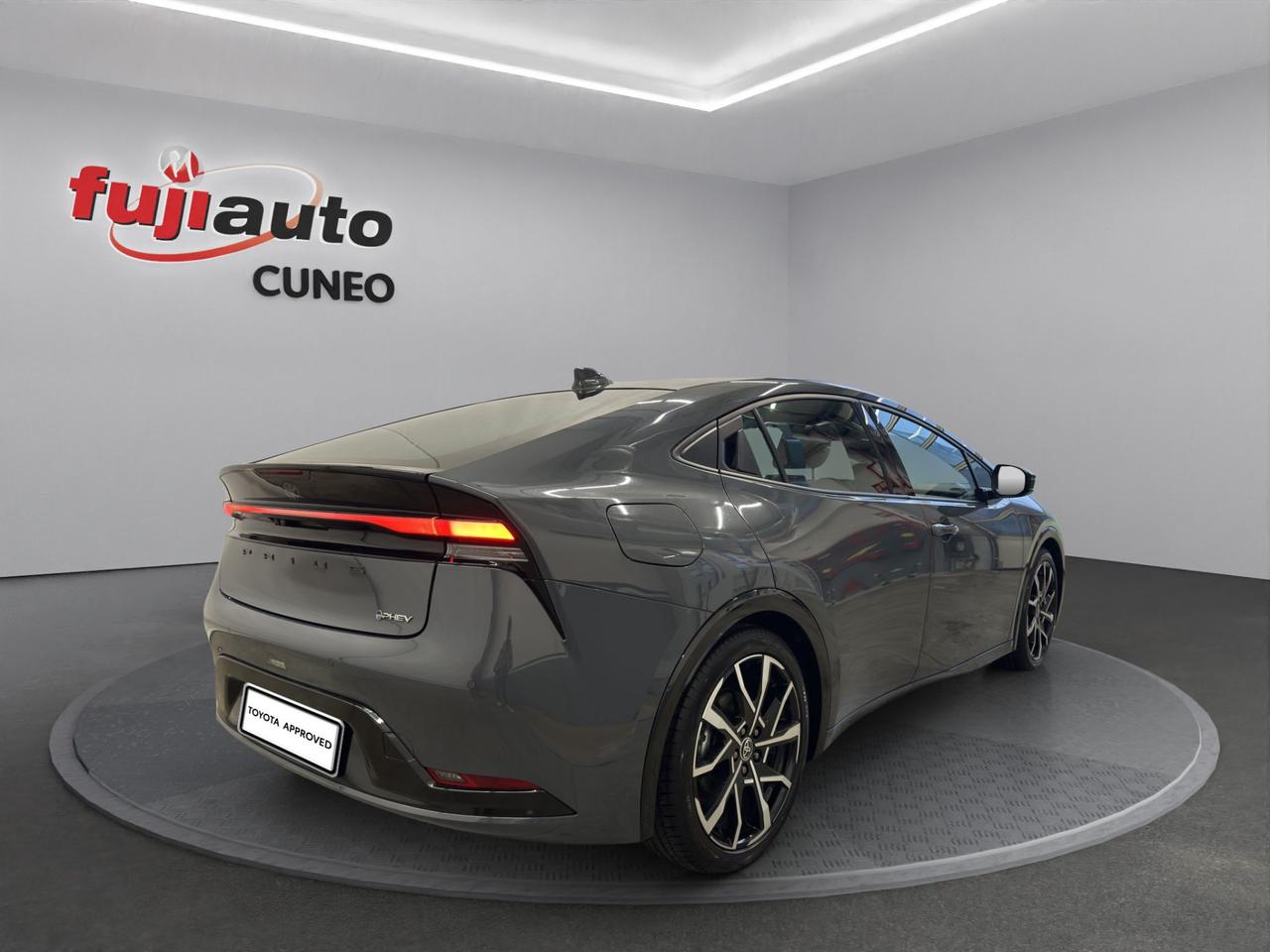 Toyota Prius 2.0 phev Lounge