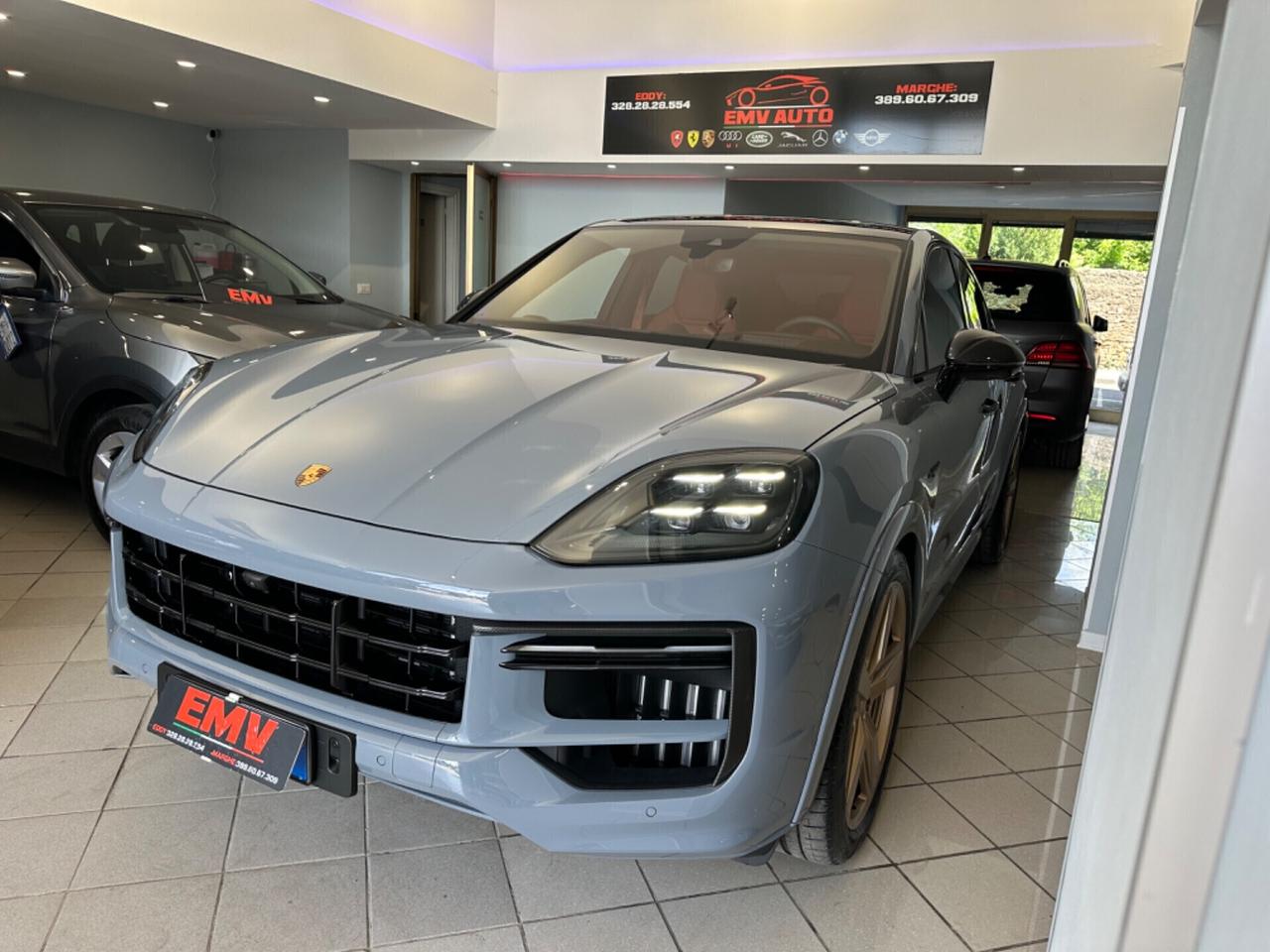 Porsche Cayenne 4.0 V8 Turbo E-Hybrid turbo 740cv