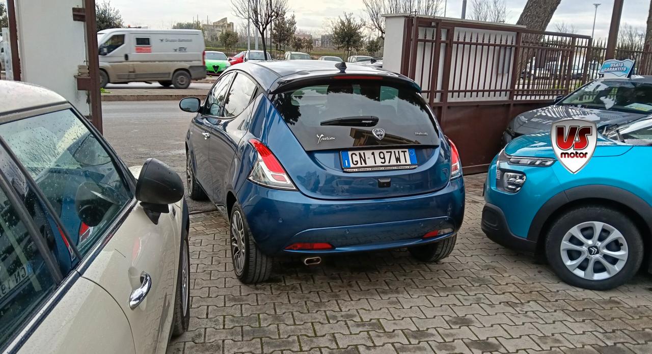 LANCIA YPSILON 1.0 HYBRID-GARANZIA FULL