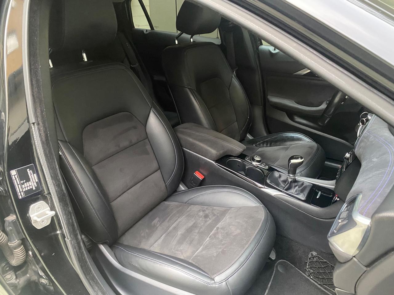 Infiniti Q30 1.5 diesel Premium Tech