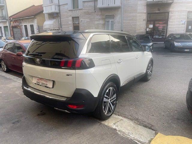 PEUGEOT 5008 BlueHDi 180 S&S EAT8 GT