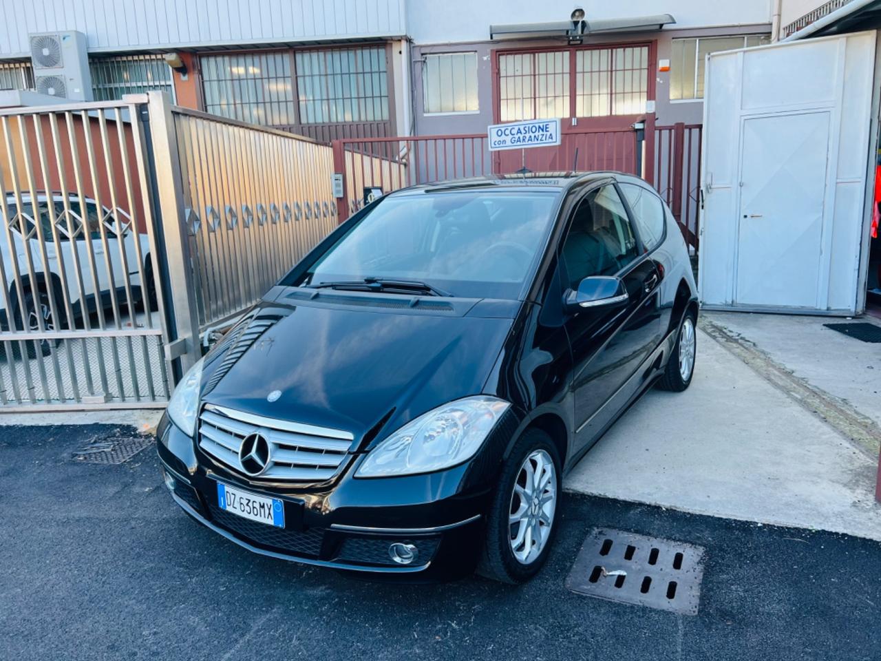 Mercedes-benz A 150 BlueEFFICIENCY Coupé Elegance