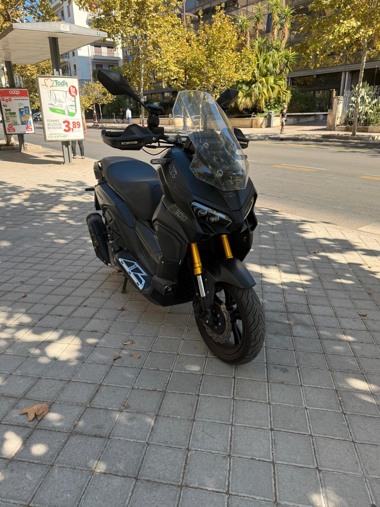 Kl Brera x 300 ADV