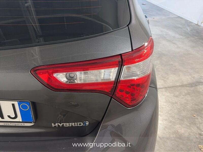 Toyota Yaris III 2017 5p Benzina 5p 1.5h Trend Grey Edition my18