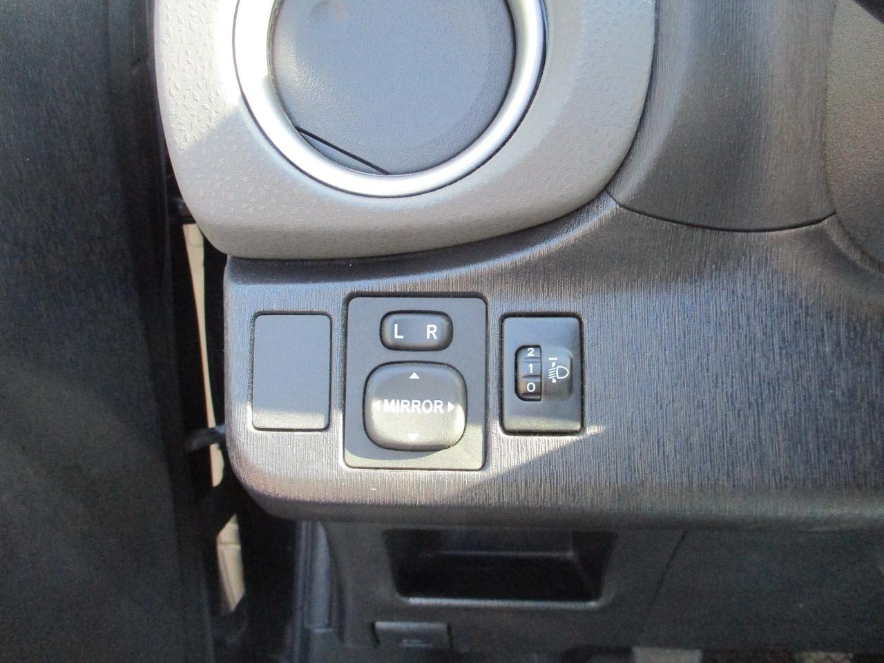 Toyota Yaris 5 Porte Yaris 5p 1.0 Active OK NEOPAT./Camera/Bluetooth