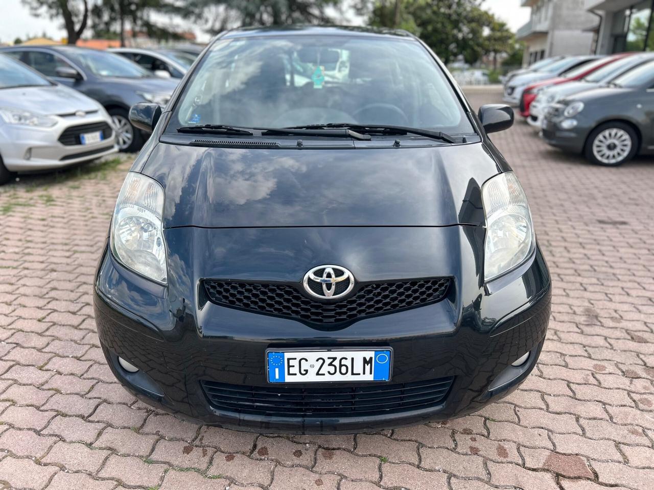 Toyota Yaris 1.4 D-4D DPF 5 porte Sol