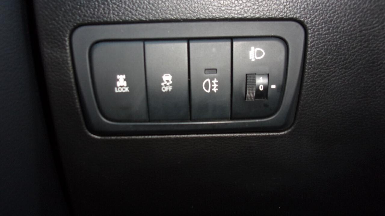 Ssangyong Korando 2.0 e-XDi 175 CV AWD MT Classy