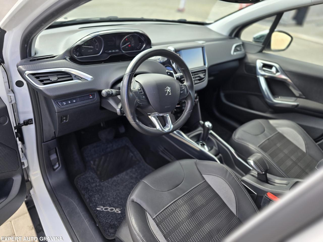 PEUGEOT 2008 ALLURE 1.6hd diesel