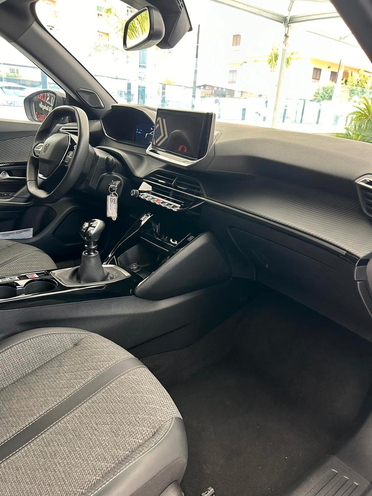 Peugeot 2008 PureTech 100 S&S Allure