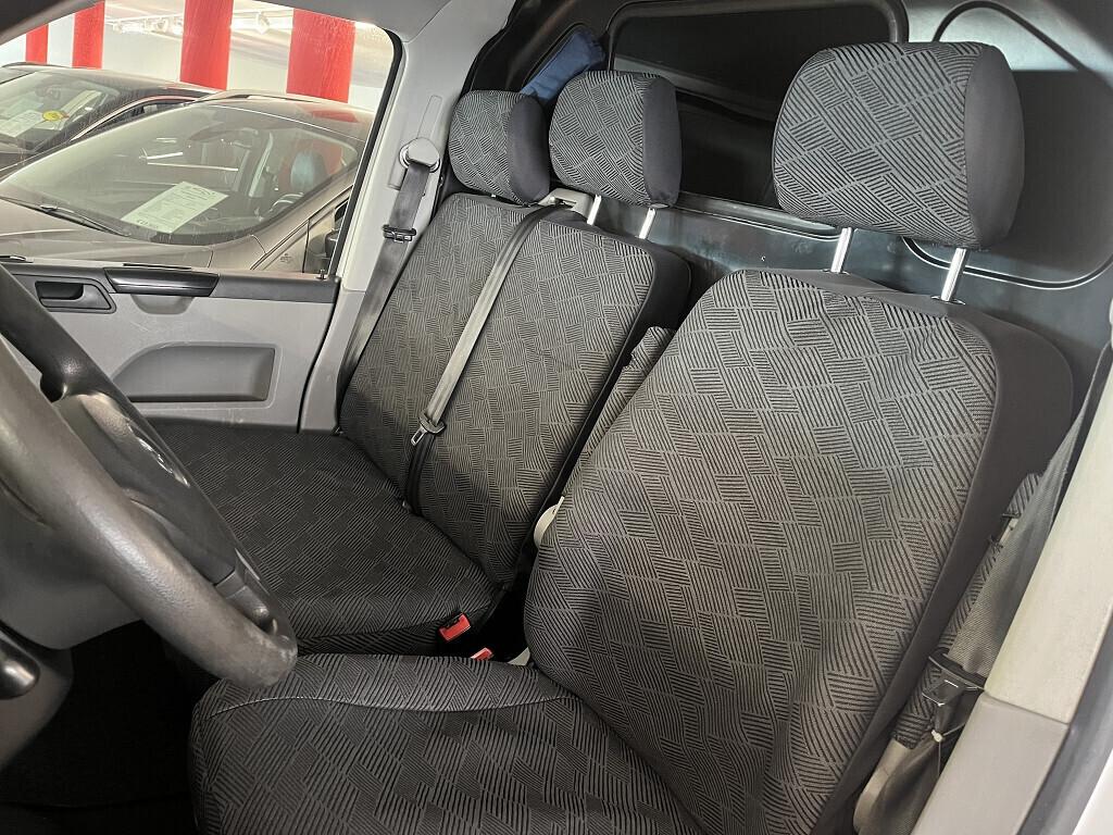 Volkswagen Transporter T5 2.0 TDI corto