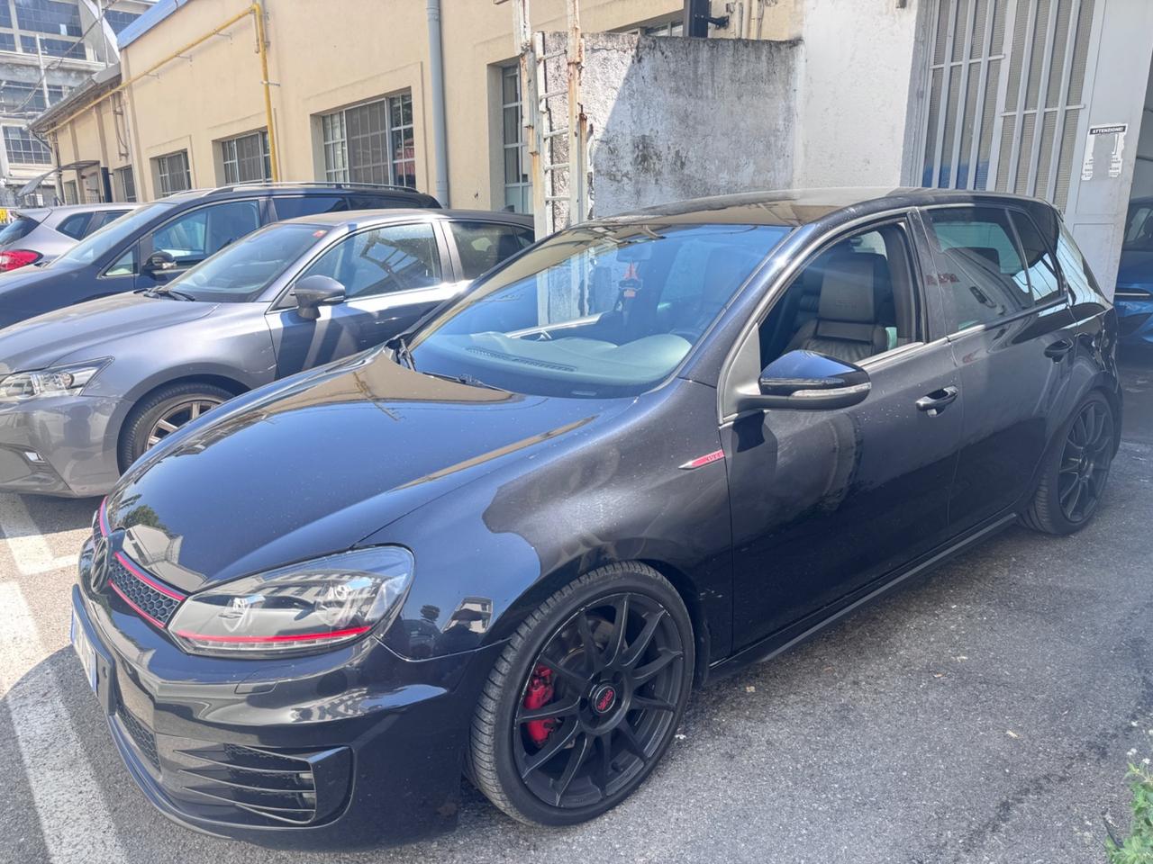 Volkswagen Golf GTI 2.0 TSI DSG 5p. 350cv