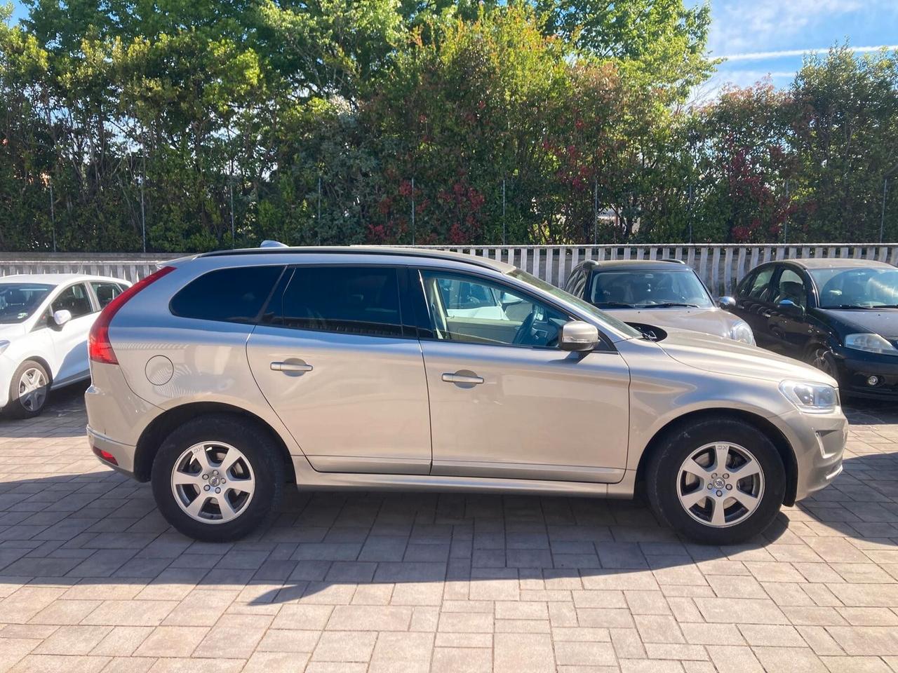 Volvo XC 60 XC60 D4 Geartronic R-design Momentum 181cv 133kw