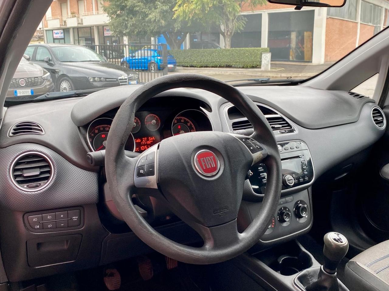 Fiat Punto Evo FIAT PUNTO EVO 1.3 MJT DYNAMIC 75CV - NEOPATENTATI
