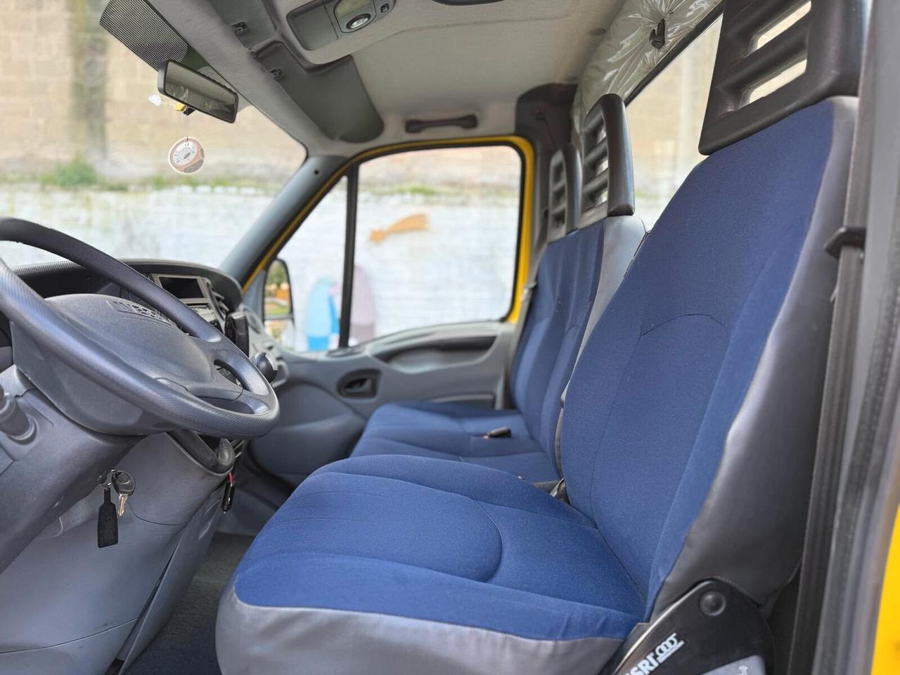 Iveco DAILY CARROATTREZZI SCARRABILE COMEAR