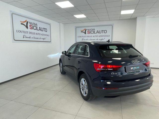 AUDI Q3 35 TFSI S tronic Business