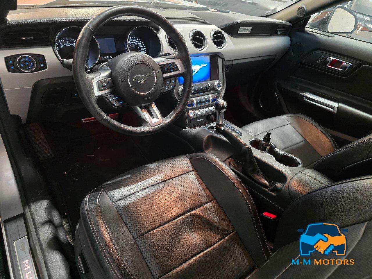 Ford Mustang Fastback 5.0 ti-vct V8 GT 421cv auto