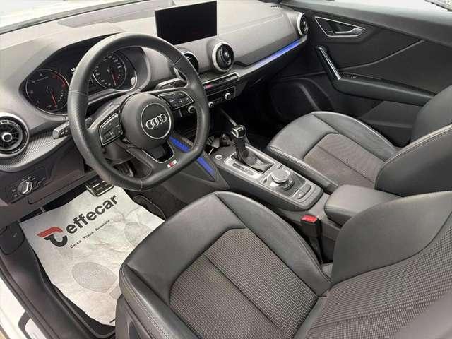 Audi Q2 35 TDI quattro S tronic Identity Black