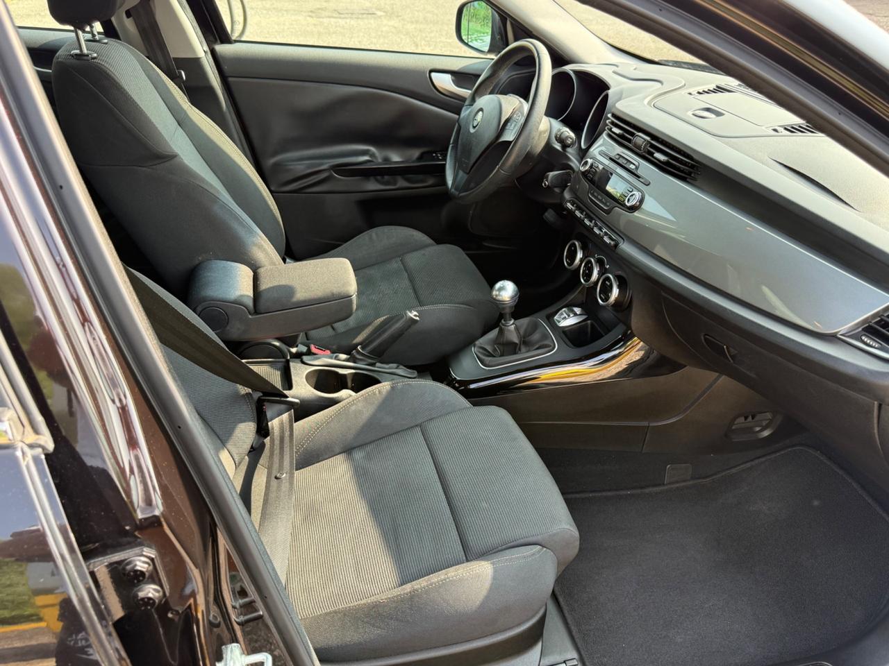 Alfa Romeo Giulietta 2.0 JTDm-2 140 CV Exclusive