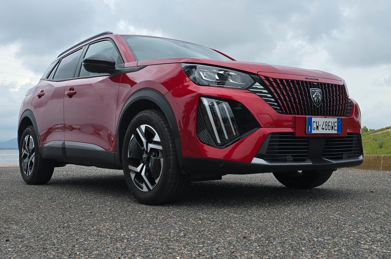 Peugeot 2008 PureTech 100 S&S Allure