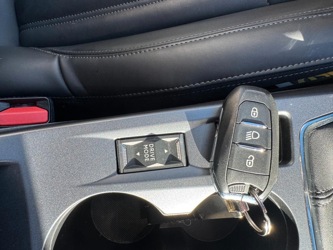 Peugeot 2008 BlueHDi 100 S&S Allure