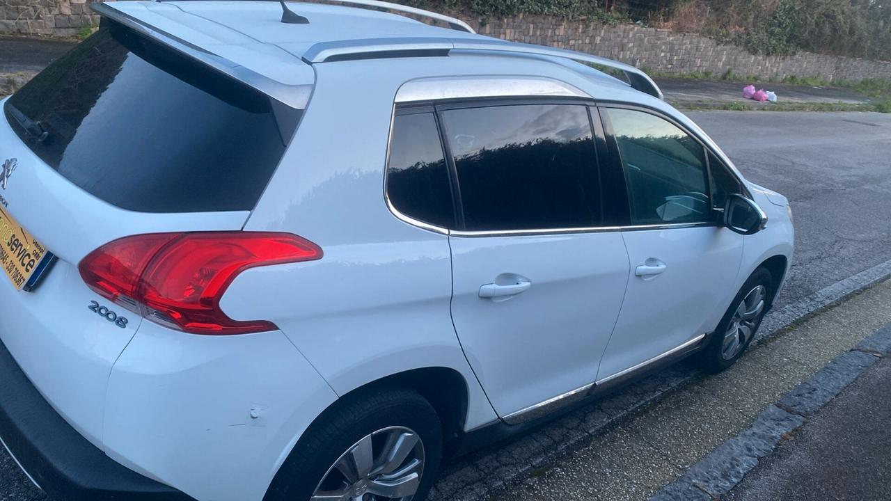 Peugeot 2008 PureTech 82 Allure