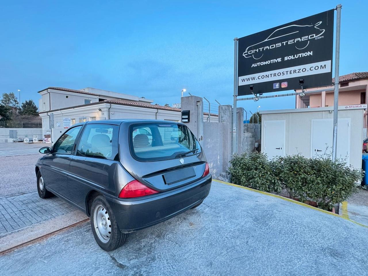 LANCIA YPSILON UNICO PROPRIETARIO -