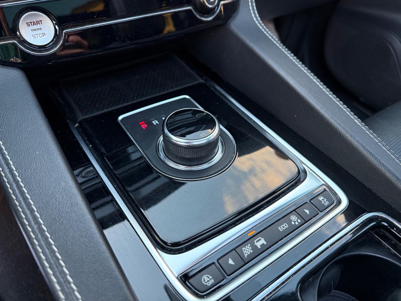 Jaguar F-Pace 2.0 D 180 CV AWD aut. R-Sport 12/2019